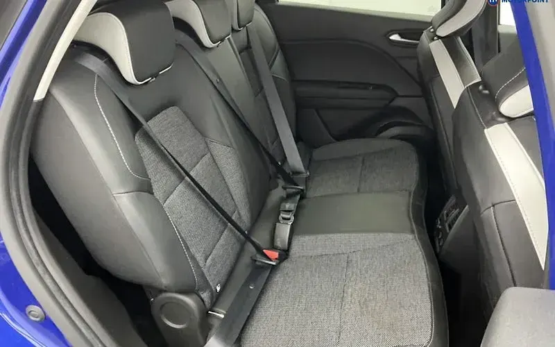 Used Renault Captur Techno 91 HP (66 kW) 2023 Blue/black SUV