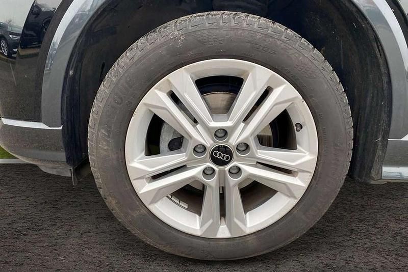 Usado Audi Q2 Sport 147 CV (108 kW) 2024 Negro SUV