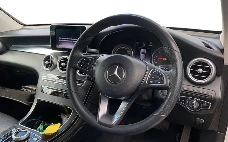 Used Mercedes GLC220 170 HP (125 kW) 2019 SUV