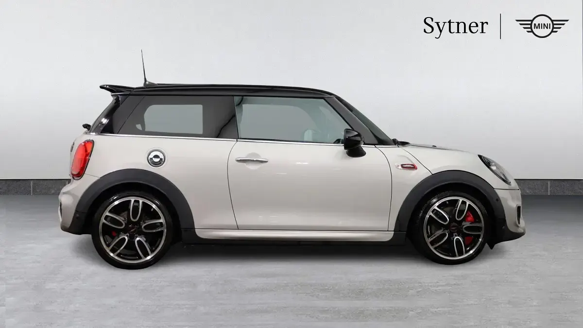 Used Mini John Cooper Works Hatch 228 HP (167 kW) 2019 Silver Hatchback