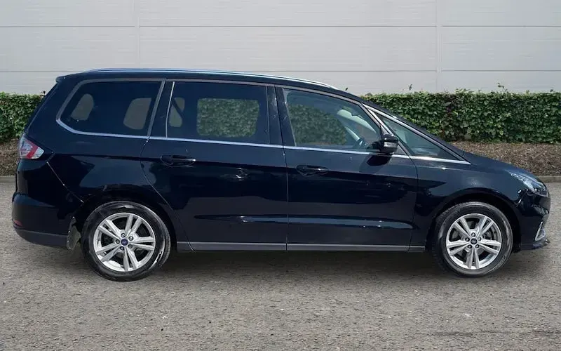 Gebraucht Ford Galaxy Titanium 190 PS (139 kW) 2022 Schwarz Van / Kleinbus
