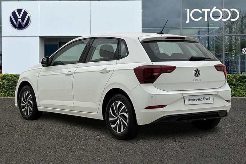 Used VW Polo Life 95 HP (69 kW) 2023 White Hatchback
