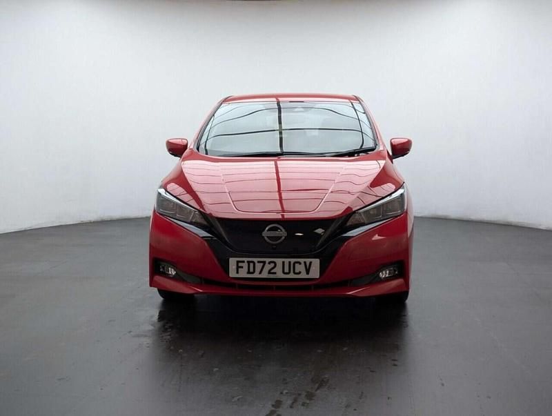 Used Nissan Leaf Tekna 110 kW (150 HP) 2022 Red Hatchback