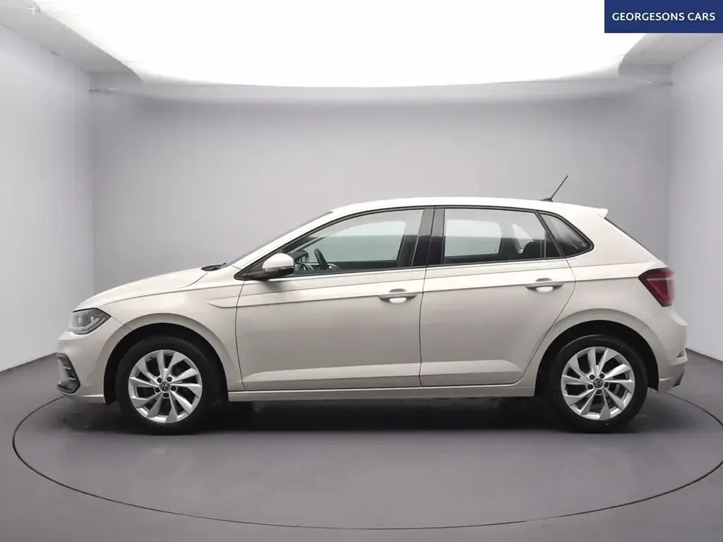 Usado VW Polo Style 95 CV (69 kW) 2023 Gris Utilitario