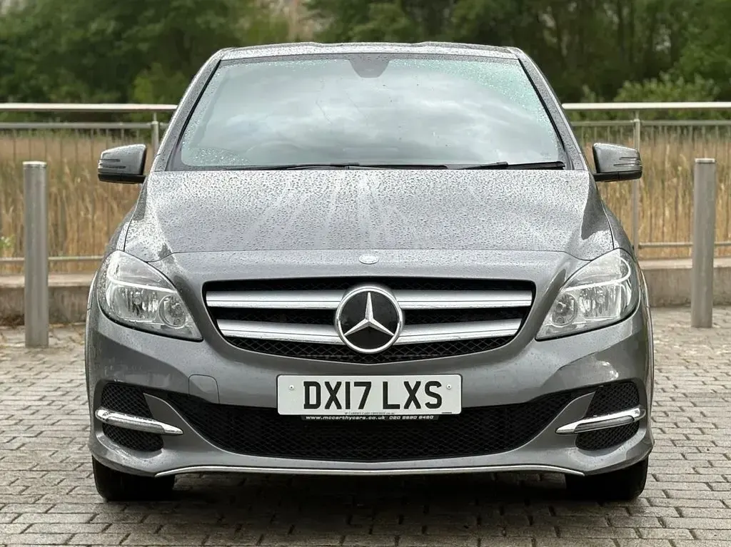 Used Mercedes B250e 131 kW (179 HP) 2017 Grey Hatchback