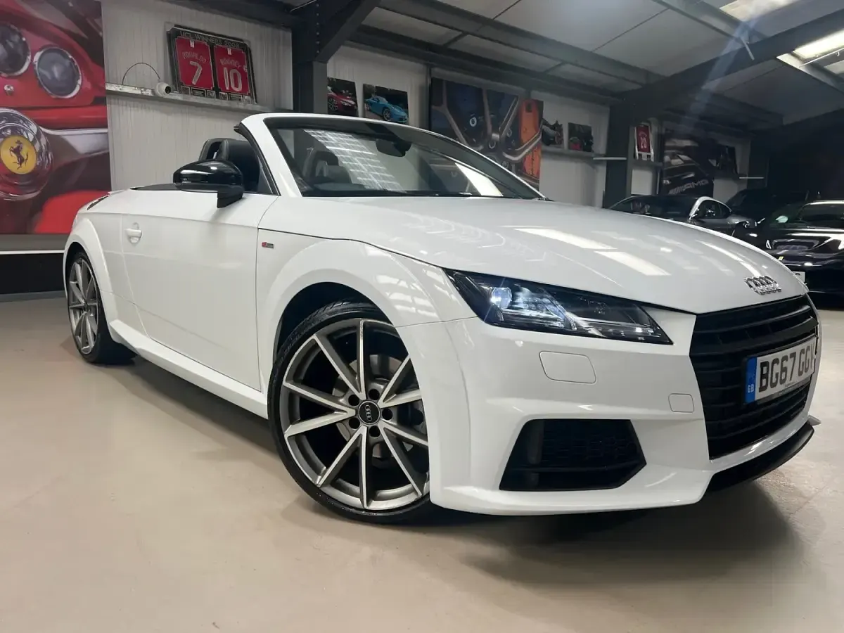 Used Audi TT Black Edition 180 HP (132 kW) 2017 White Coupe