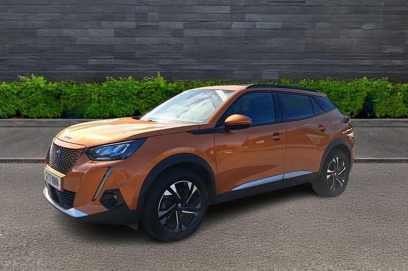 Gebraucht Peugeot e-2008 Allure Premium 98 kW (134 PS) 2021 Orange SUV