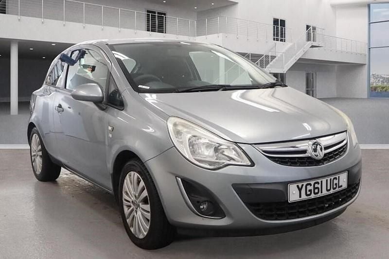 Silver Used 2011 Vauxhall Corsa Excite Hatchback | £1,690 (Good price) - Image 1/1