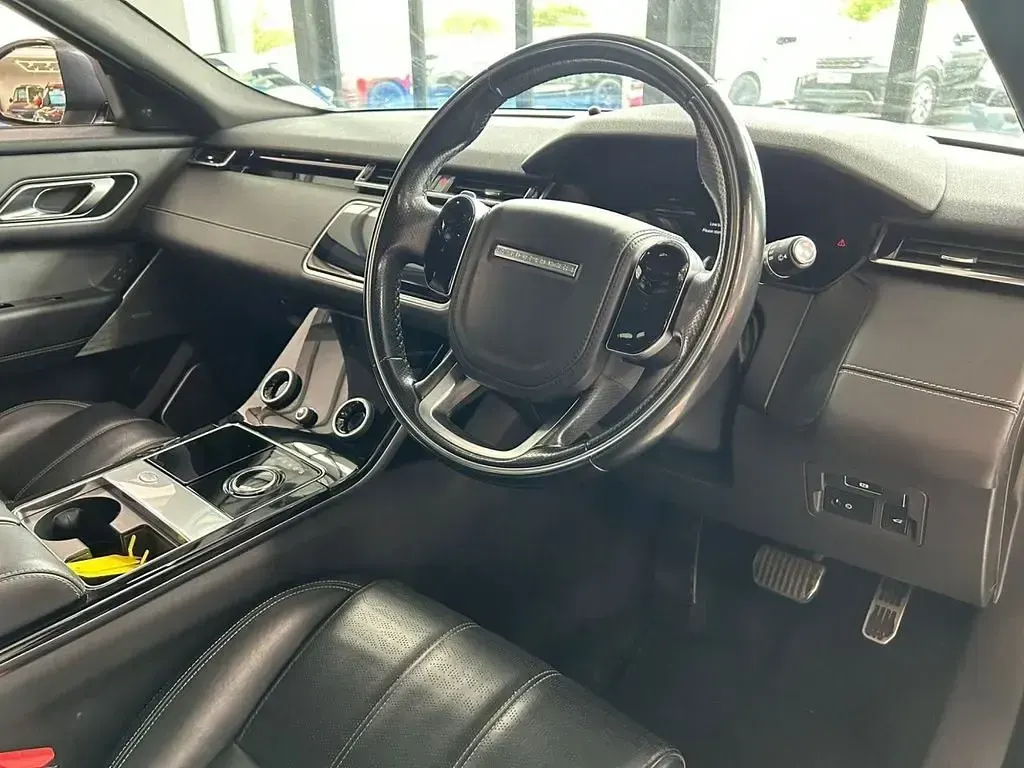 Second-hand Land Rover Range Rover Velar HSE Dynamic 380 CP (279 kW) 2018 Alb SUV