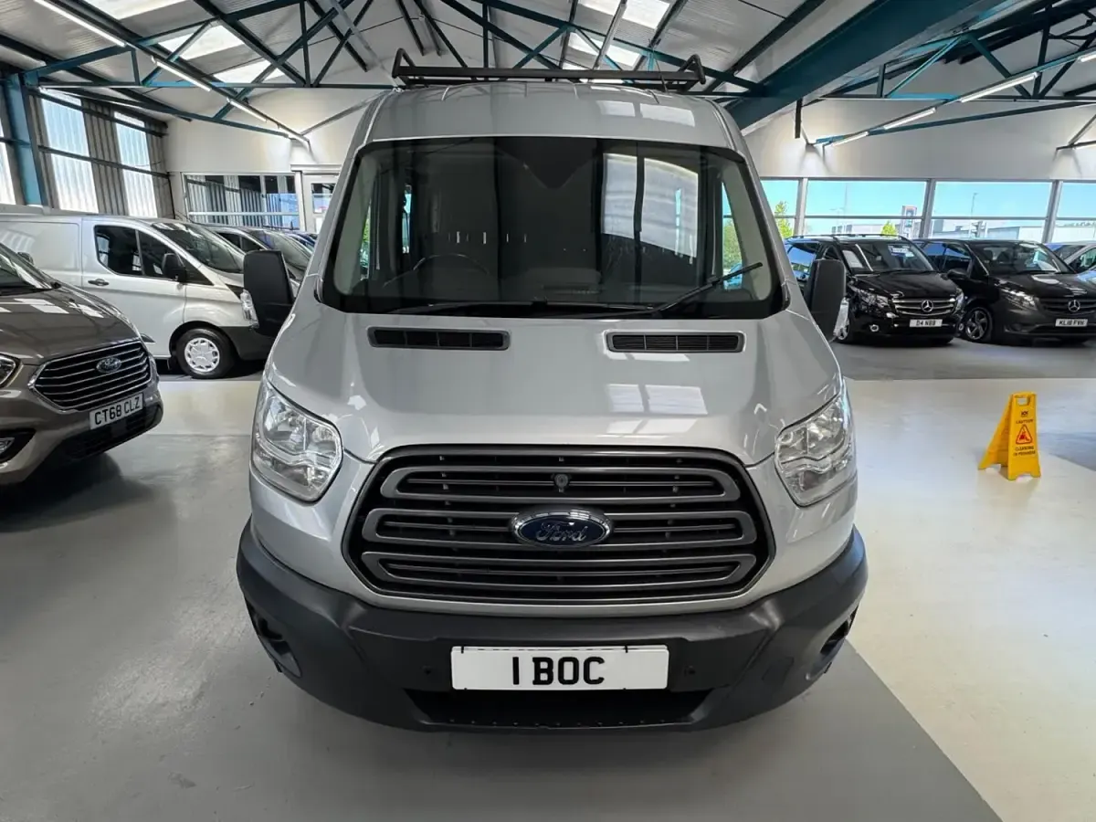 Second-hand Ford Transit 130 CP (95 kW) 2017 Argintiu Van