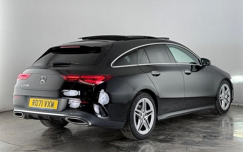 Used Mercedes CLA180 Shooting Brake AMG Line Premium Plus 136 HP (100 kW) 2022 Estate