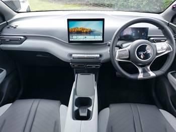 Używany BYD Dolphin Surf Boost 64 kW (88 KM) 2025 Niebieski Hatchback