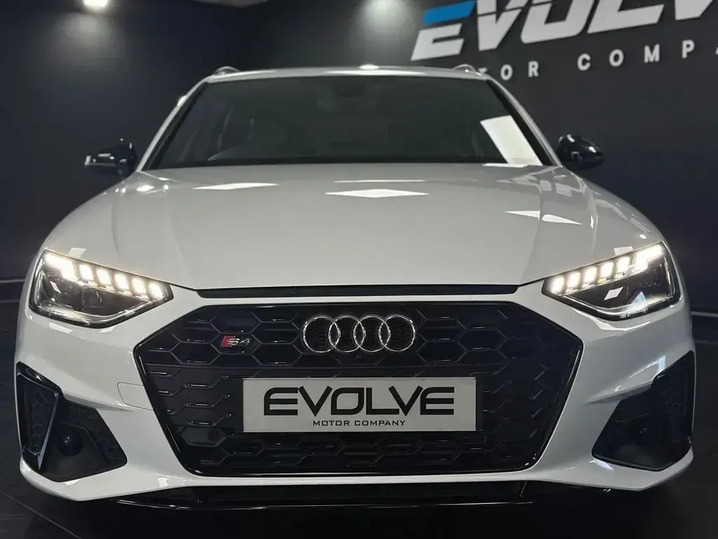Used Audi S4 Black Edition 347 HP (255 kW) 2020 White Estate