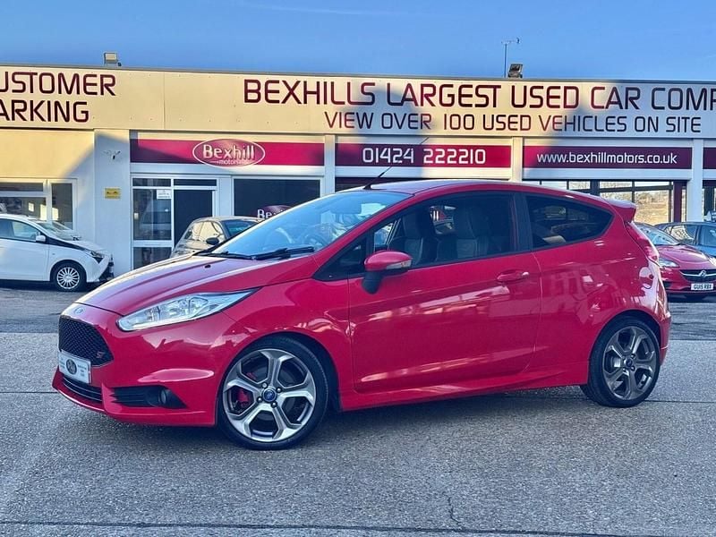 Used Ford Fiesta ST 2014 Red Hatchback