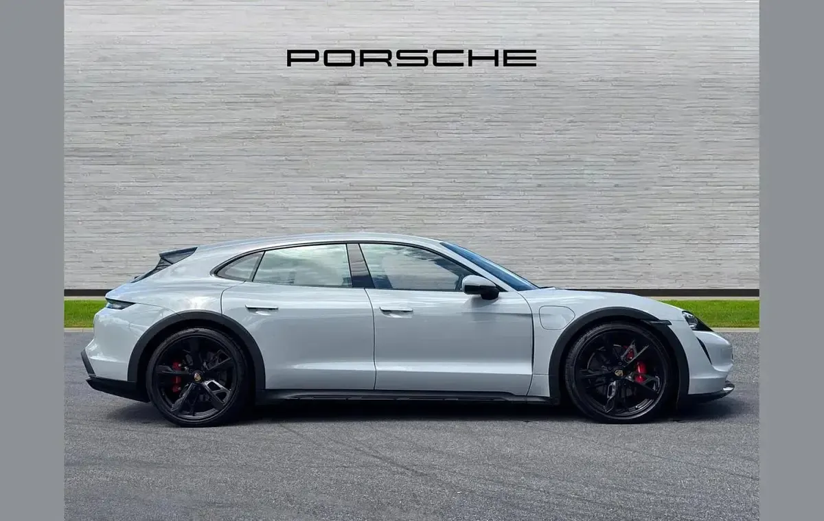 Used Porsche Taycan Cross Turismo 419 kW (571 HP) 2023 Grey Estate