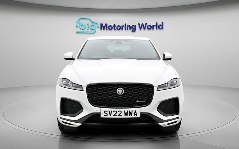 Second-hand Jaguar F-Pace R-Dynamic 204 CP (150 kW) 2024 SUV