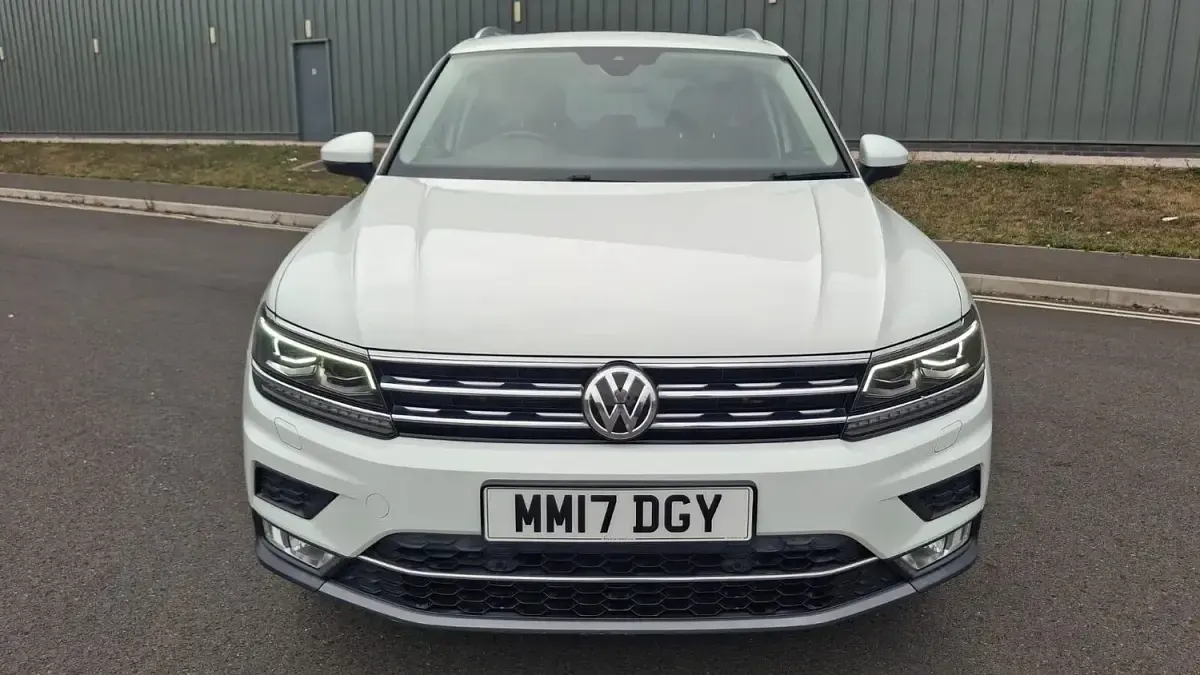 Used VW Tiguan SEL 150 HP (110 kW) 2017 White SUV