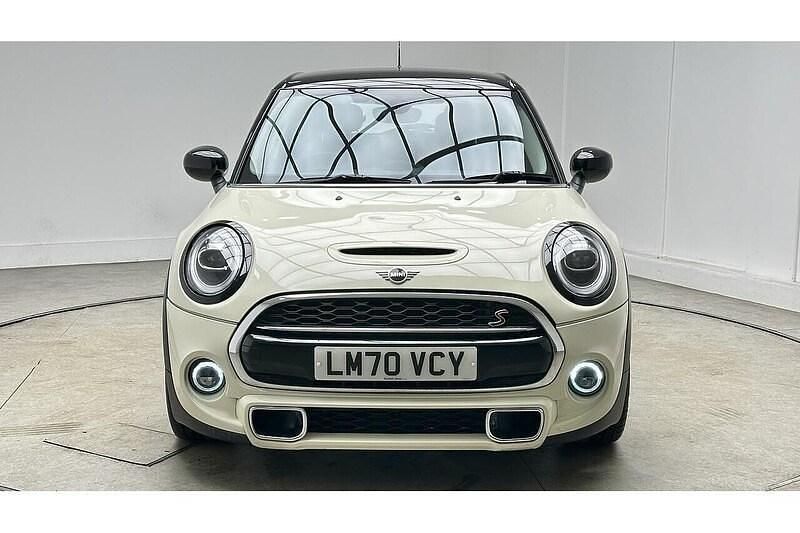 Used Mini Cooper S Exclusive 192 HP (141 kW) 2020 White Hatchback