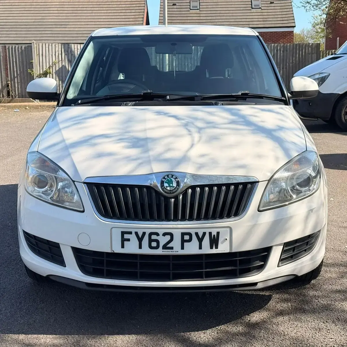 Used Skoda Fabia SE 90 HP (66 kW) 2012 White Hatchback