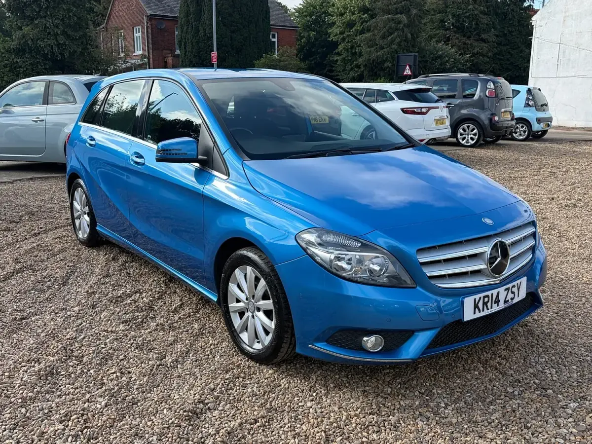 Used Mercedes B180 SE 109 HP (80 kW) 2014 Blue MPV