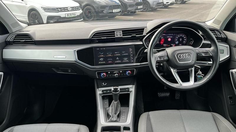 Used Audi Q3 Performance 150 HP (110 kW) 2021 White SUV