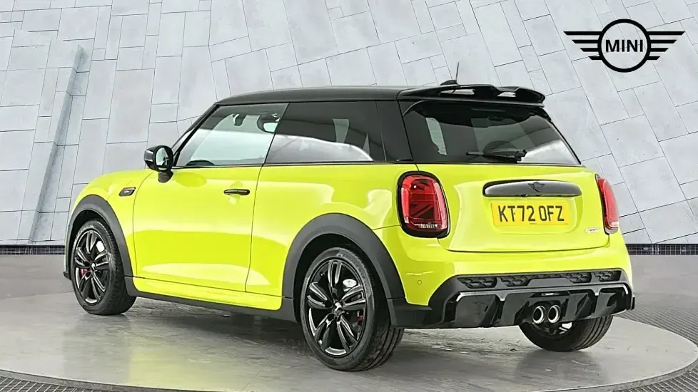 Used Mini John Cooper Works Hatch 228 HP (167 kW) 2022 Yellow Hatchback