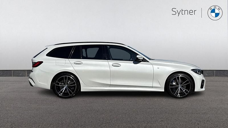 Used BMW 330e M Sport 288 HP (211 kW) 2021 White Estate