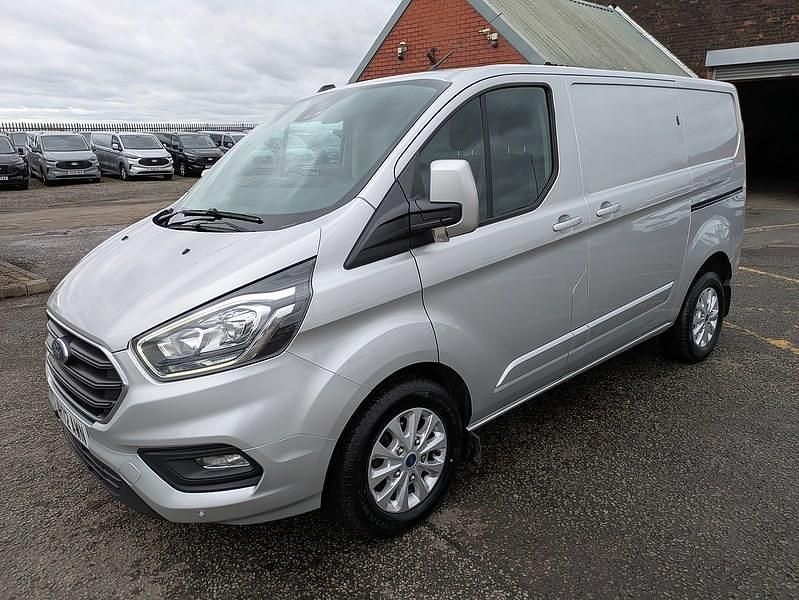 Used Ford Transit Custom Limited 130 HP (95 kW) 2023 Silver Van