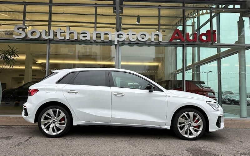 Used Audi A3 Sportback e-tron Competition 245 HP (180 kW) 2025 Hatchback