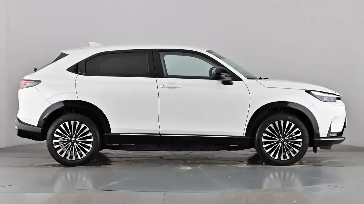 Used Honda e Elegance 2024 White Hatchback