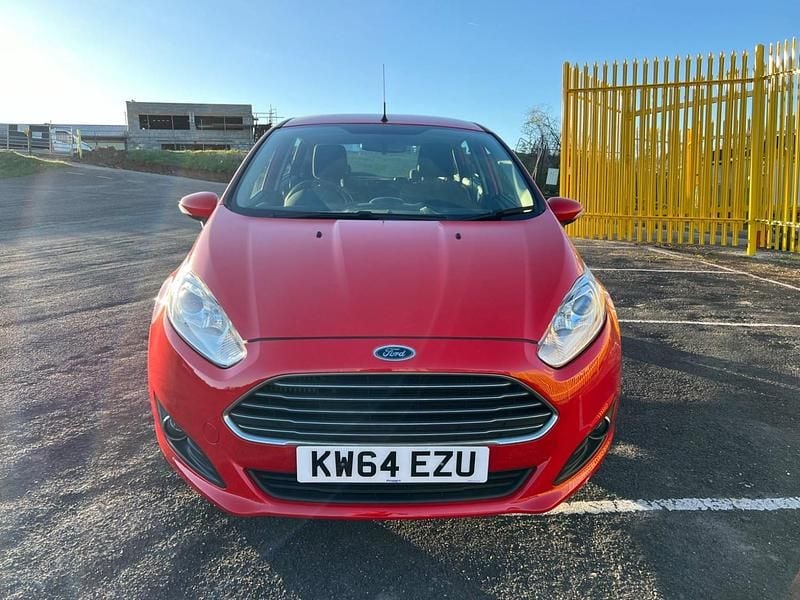 Used Ford Fiesta Zetec 2015 Red Hatchback