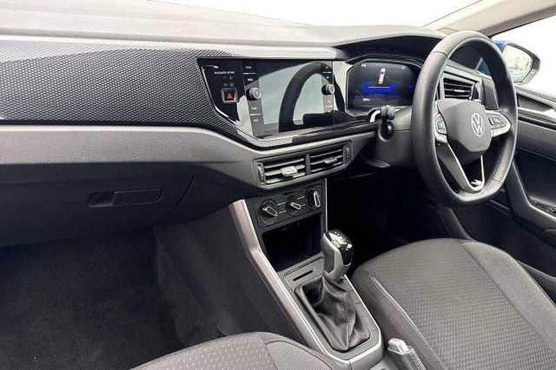 Used VW Polo Life 95 HP (69 kW) 2025 Blue Hatchback