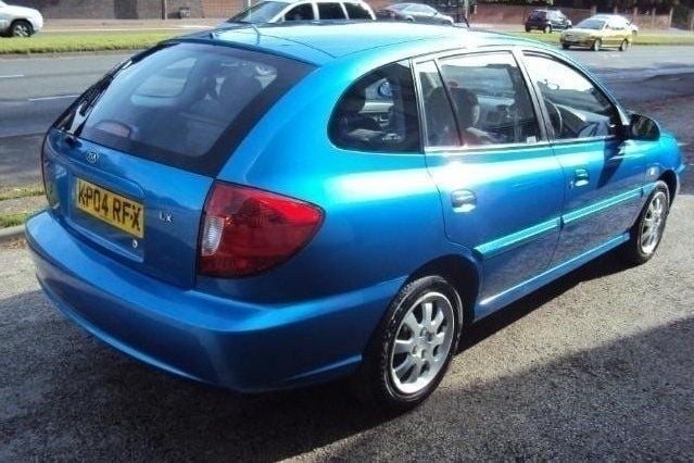 Used Kia Rio 80 HP (58 kW) 2004 Hatchback