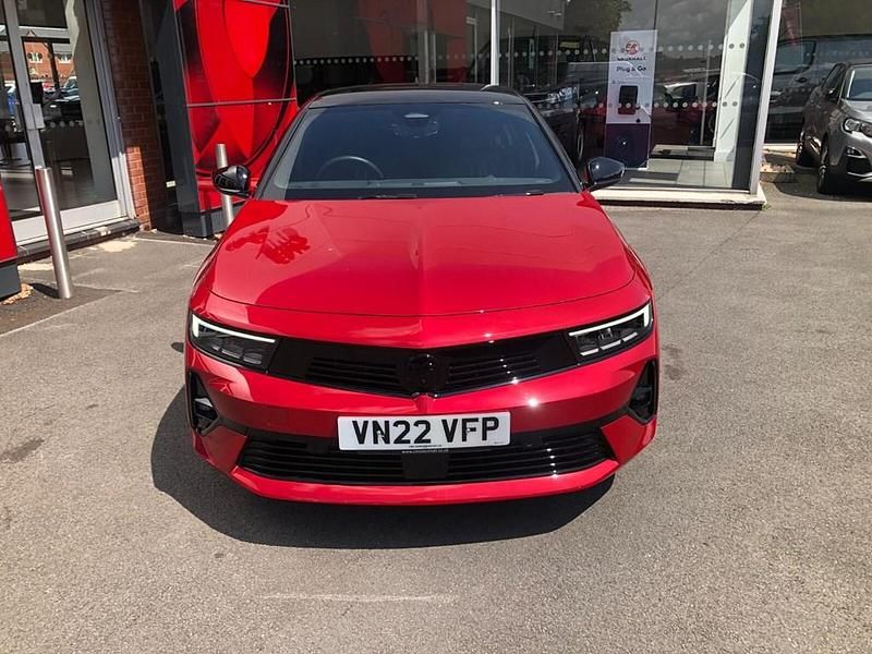 Used Vauxhall Astra GS Line 180 HP (132 kW) 2022 Red Hatchback