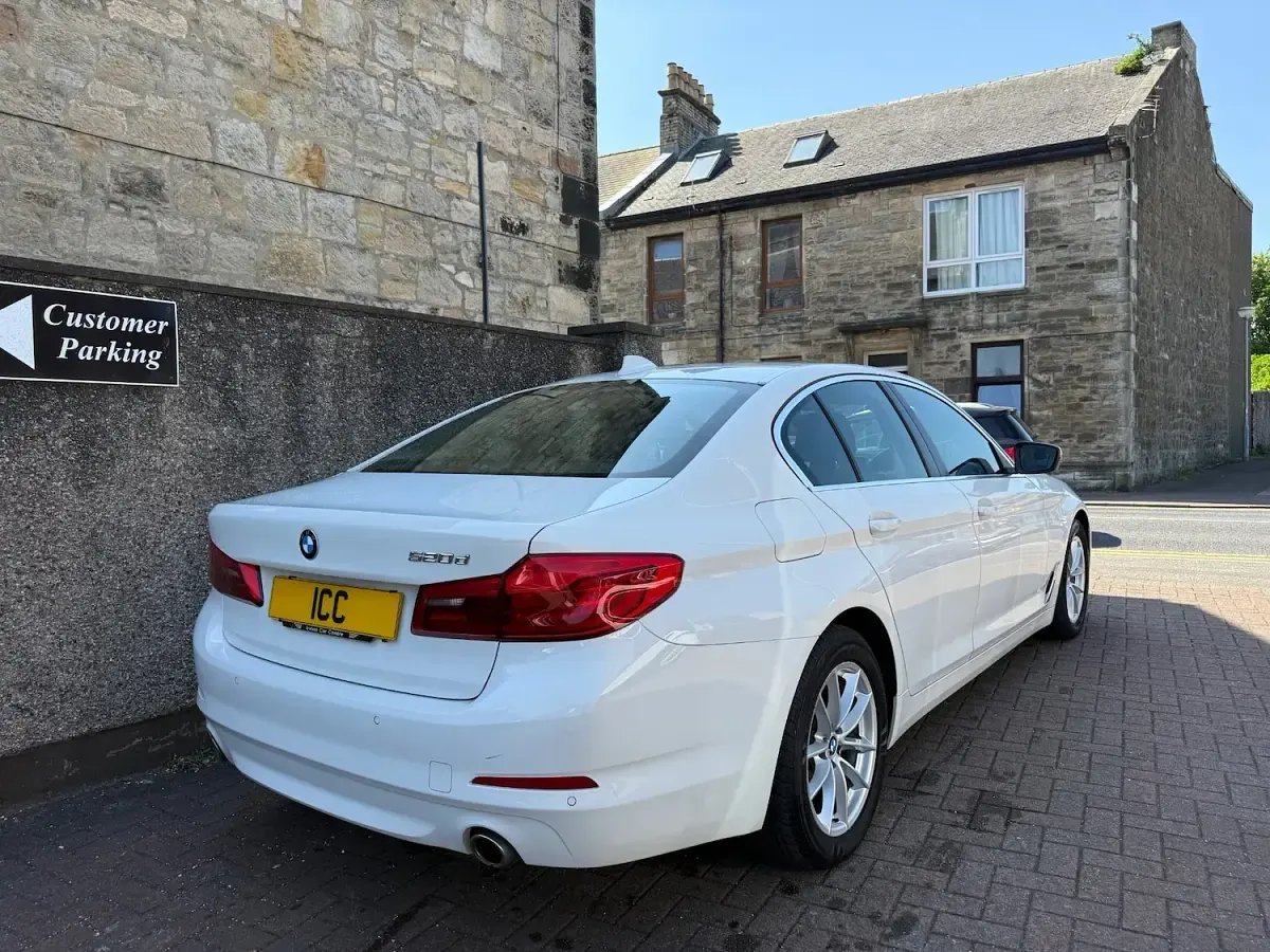 Used BMW 520 Comfort Edition 187 HP (137 kW) 2019 White Sedan
