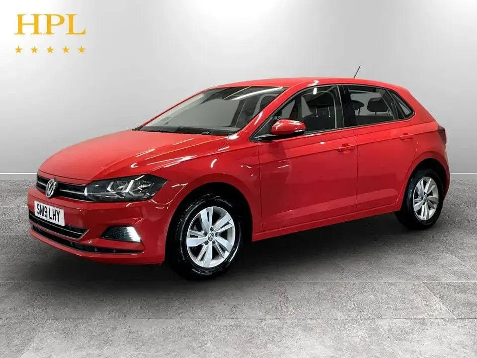Used VW Polo Edition 65 HP (47 kW) 2019 Red Hatchback
