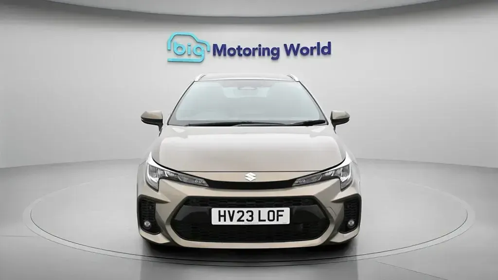 Używany Suzuki Swace 140 KM (102 kW) 2023 Brązowy Kombi