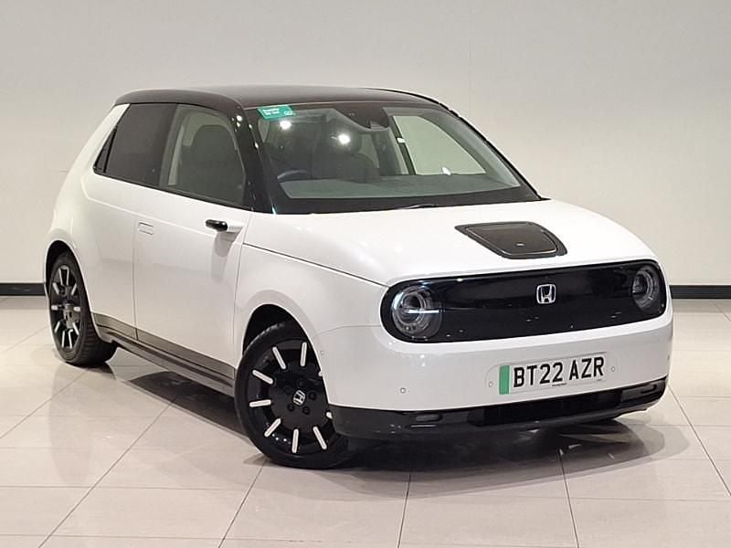 White Used 2022 Honda e Advance Hatchback | £14,998 (Fair price) - Image 1/4