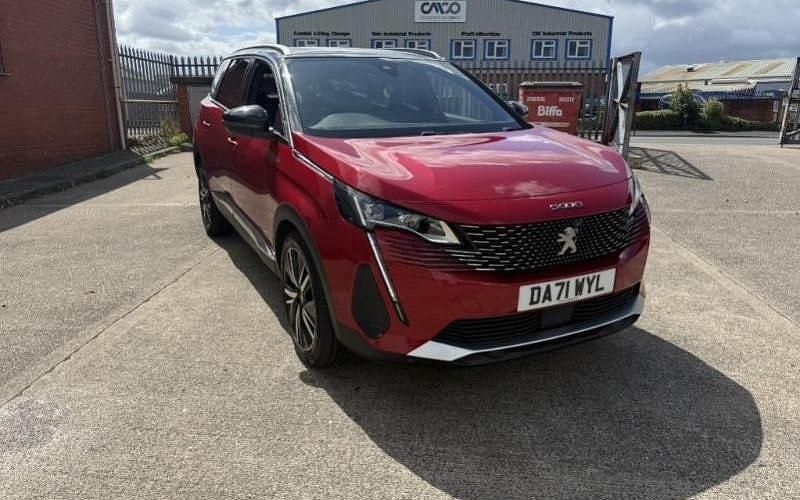 Red Used 2022 Peugeot 5008 Premium MPV | £22,491 (Fair price) - Image 1/1