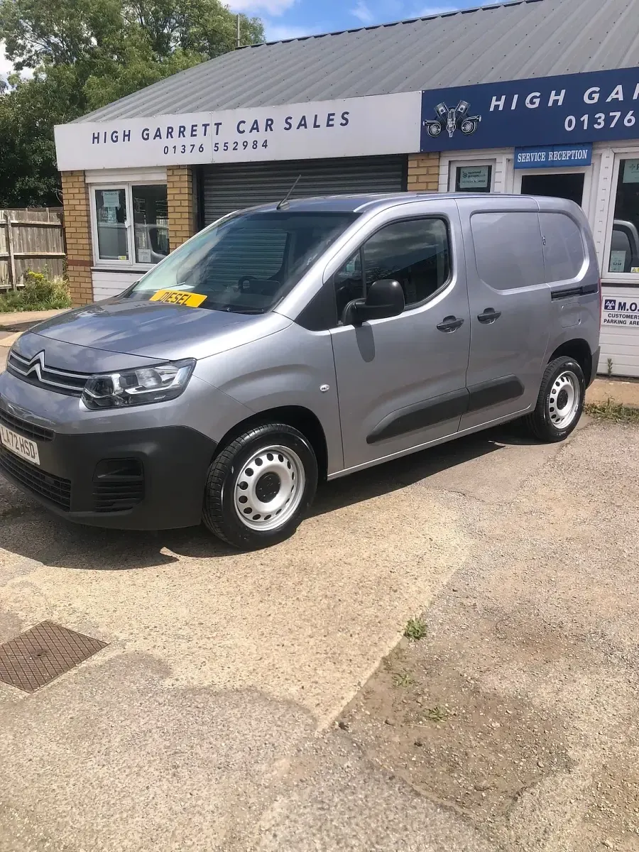 Used Citroën Berlingo 2023 Grey MPV