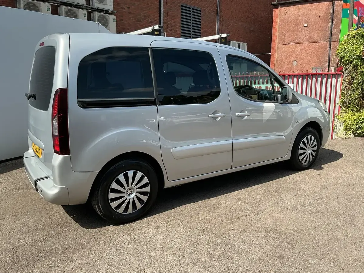 Used Peugeot Partner Tepee S 2013 Silver MPV