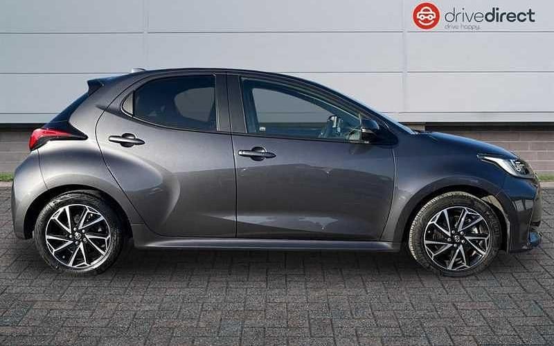 Used Toyota Yaris Hybrid Design 116 HP (85 kW) 2026 Hatchback