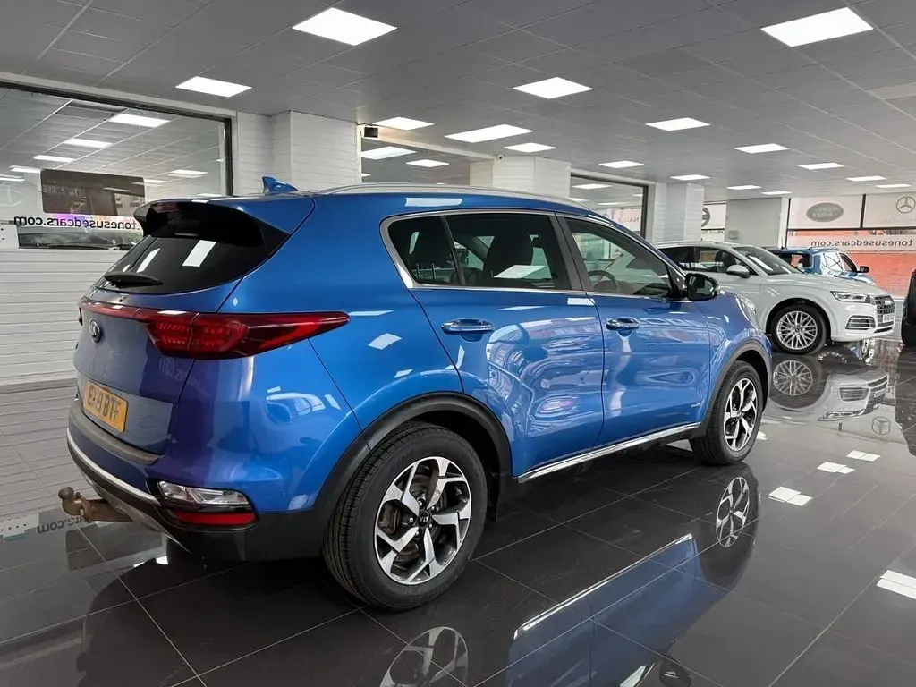 Used Kia Sportage 130 HP (95 kW) 2019 Blue SUV