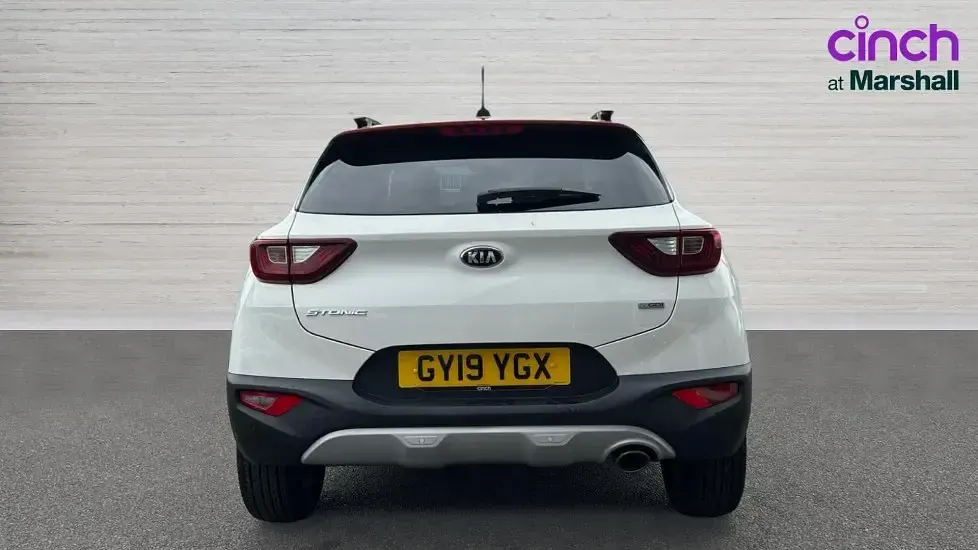 Used Kia Stonic 118 HP (86 kW) 2019 White SUV