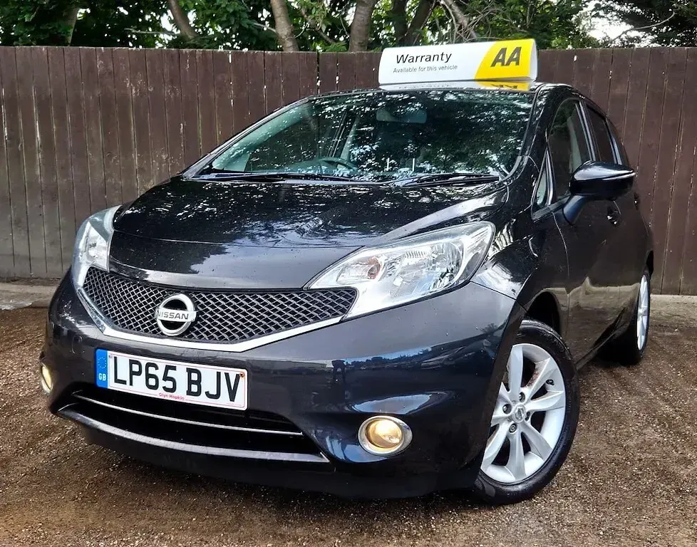 Used Nissan Note S 98 HP (72 kW) 2016 Black Hatchback