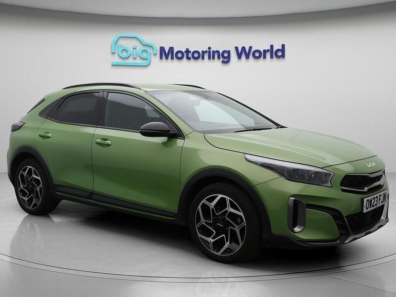 Green Used 2023 Kia XCeed GT-Line SUV | £18,300 (Fair price) - Image 1/4