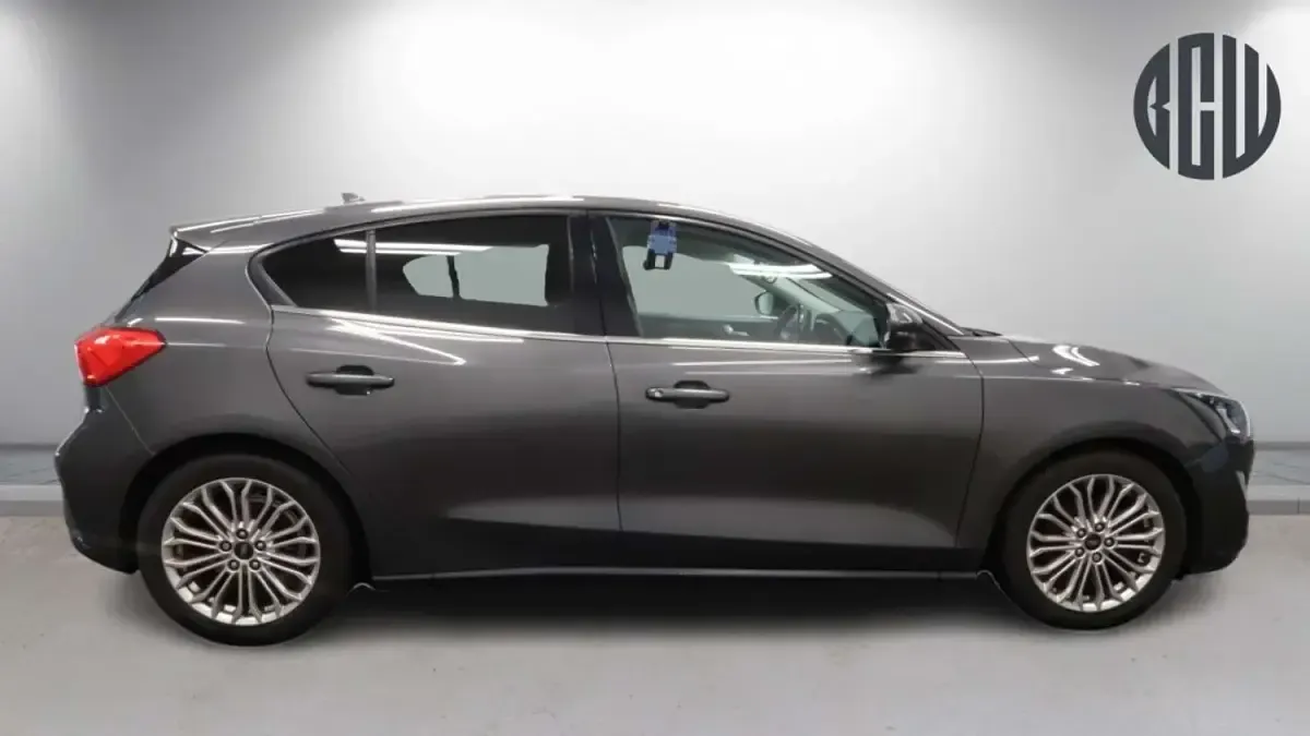 Used Ford Focus Titanium X 125 HP (91 kW) 2020 Grey Hatchback