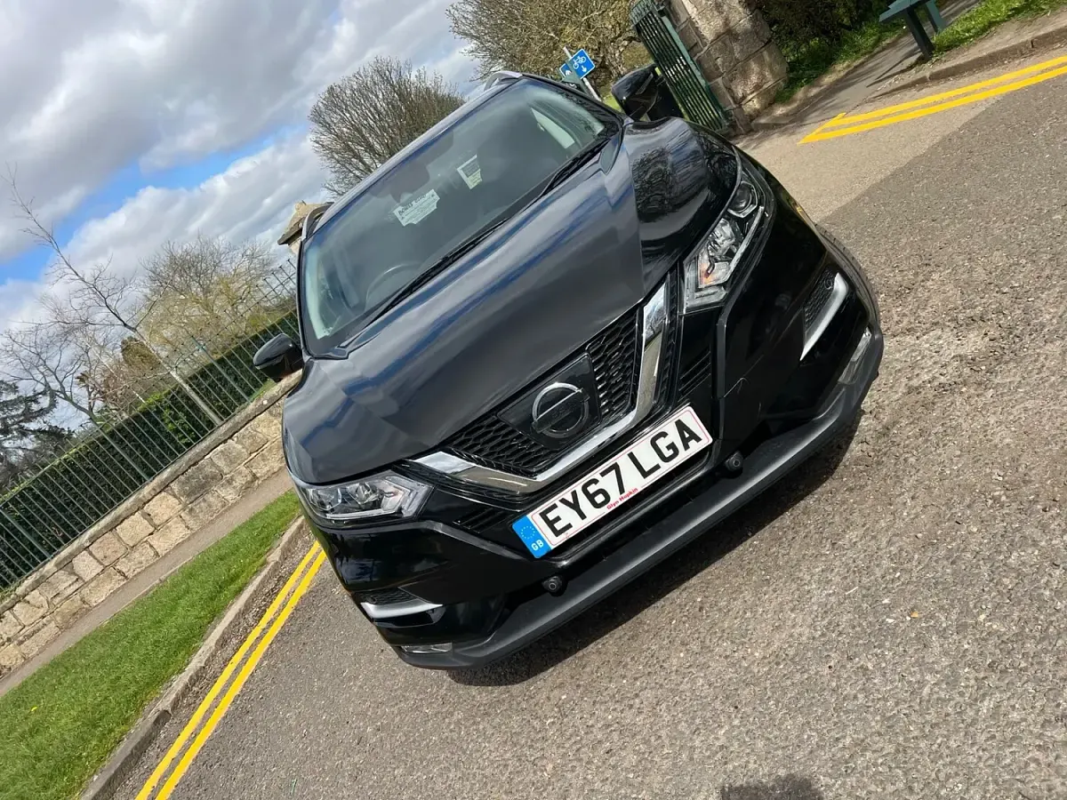 Used Nissan Qashqai N-Connecta 2017 Black SUV