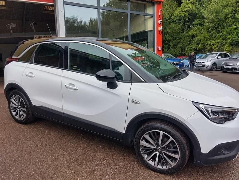 Used Vauxhall Crossland X Elite 83 HP (61 kW) 2020 White SUV