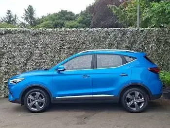 Used MG ZS Excite 106 HP (77 kW) 2024 Blue SUV